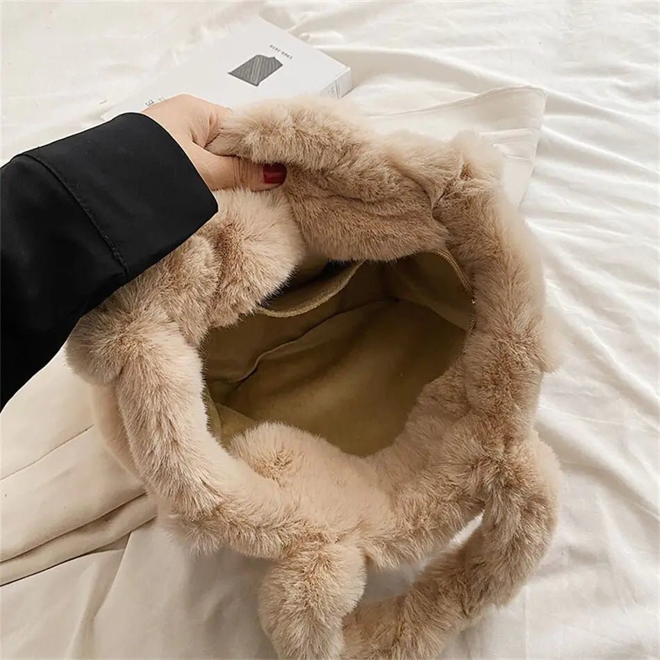 Luxury Faux Fur Women's Tote Bag - Winter Trend Handbag - premium Tote Bag - Trendyvice worldwide