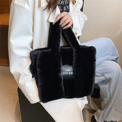 Luxury Faux Fur Women's Tote Bag - Winter Trend Handbag - premium Tote Bag - Trendyvice worldwide