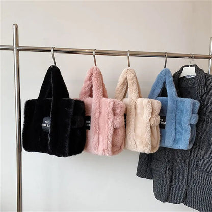 Luxury Faux Fur Women's Tote Bag - Winter Trend Handbag - premium Tote Bag - Trendyvice worldwide